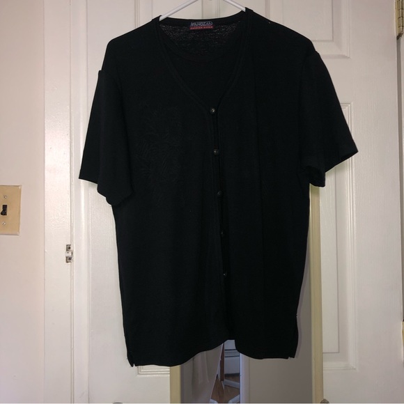 Black shirt with a snowflake design - Picture 2 of 5